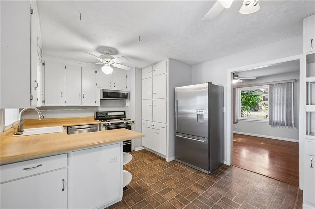 11318 W 66th Terrace — photo 12