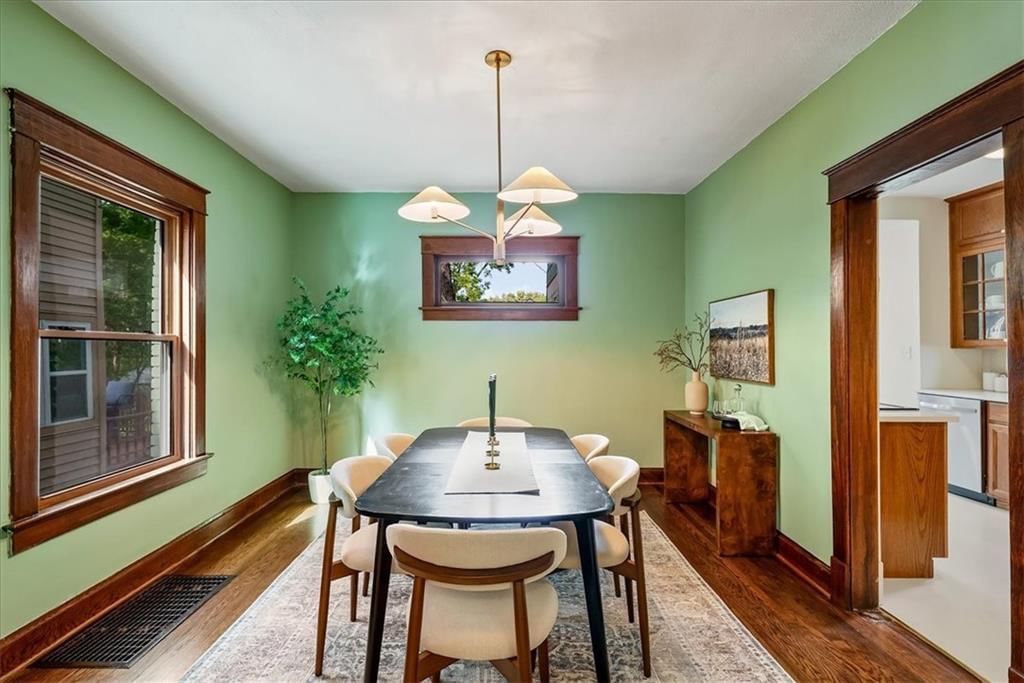 4324 Charlotte Street — photo 10