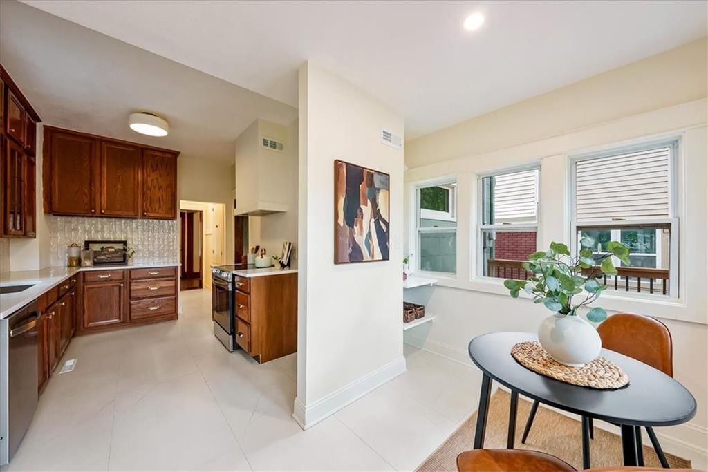 4324 Charlotte Street — photo 20