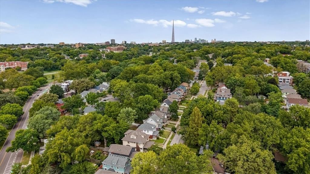 4324 Charlotte Street — photo 37