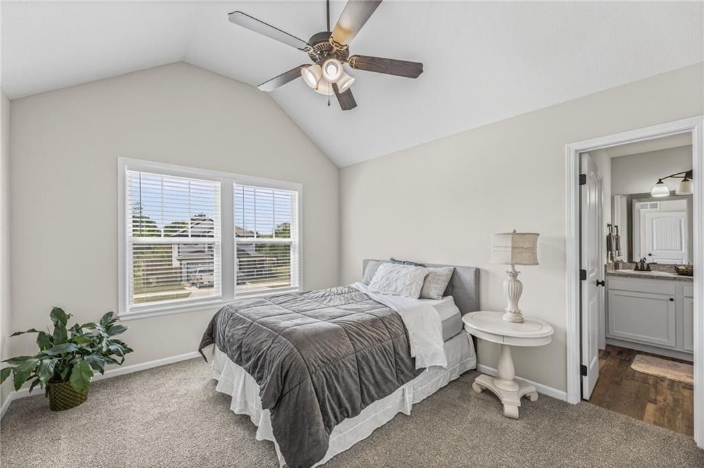 1607 Bluestem Drive — photo 19