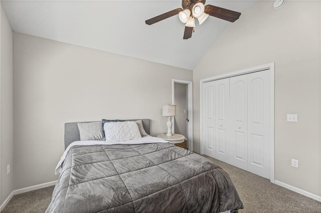 1607 Bluestem Drive — photo 20
