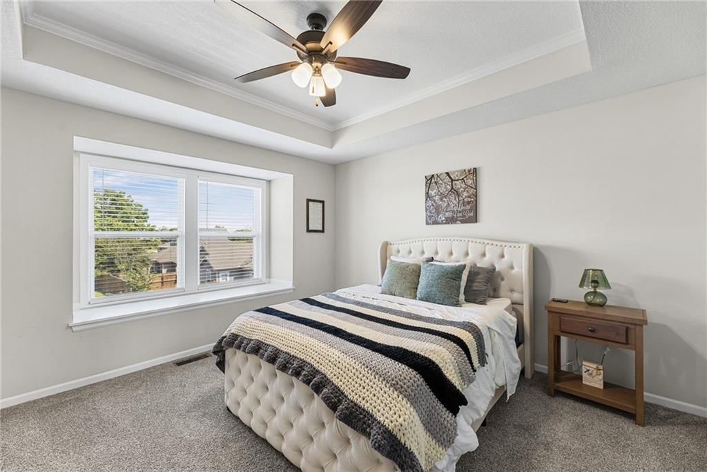1607 Bluestem Drive — photo 26