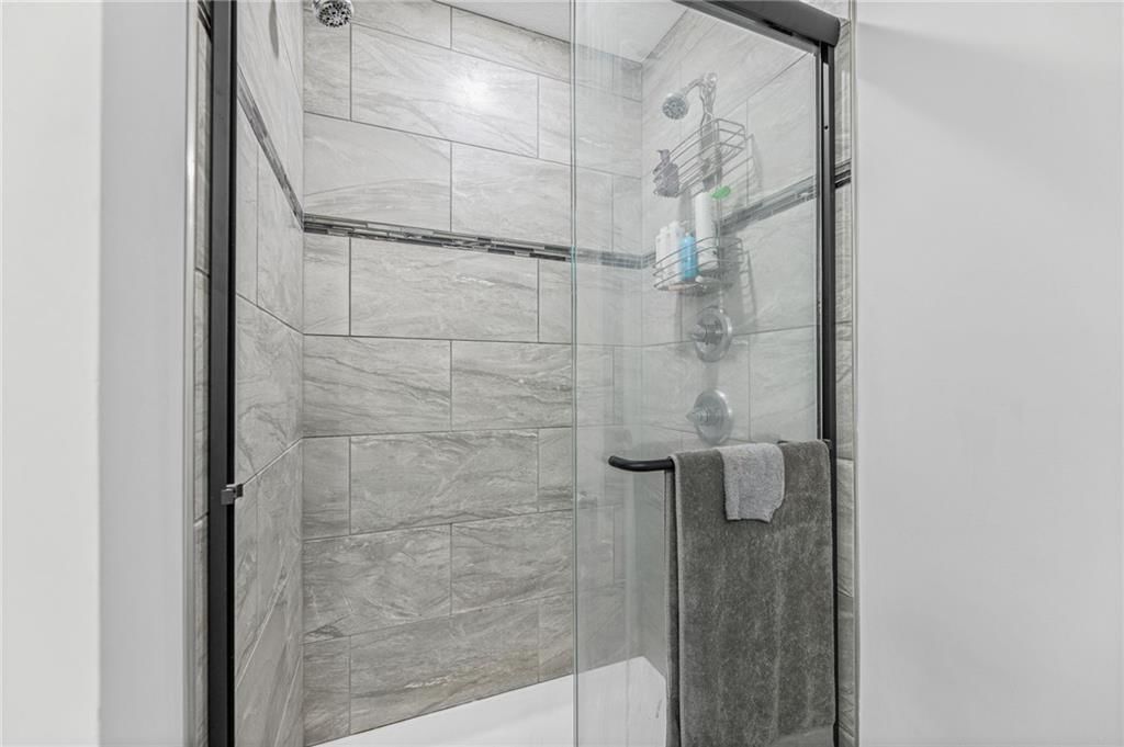 1607 Bluestem Drive — photo 30