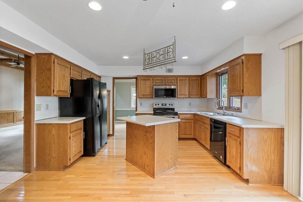11417 Marty Street — photo 12