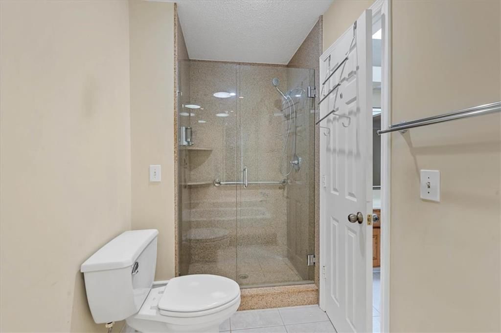 11417 Marty Street — photo 20