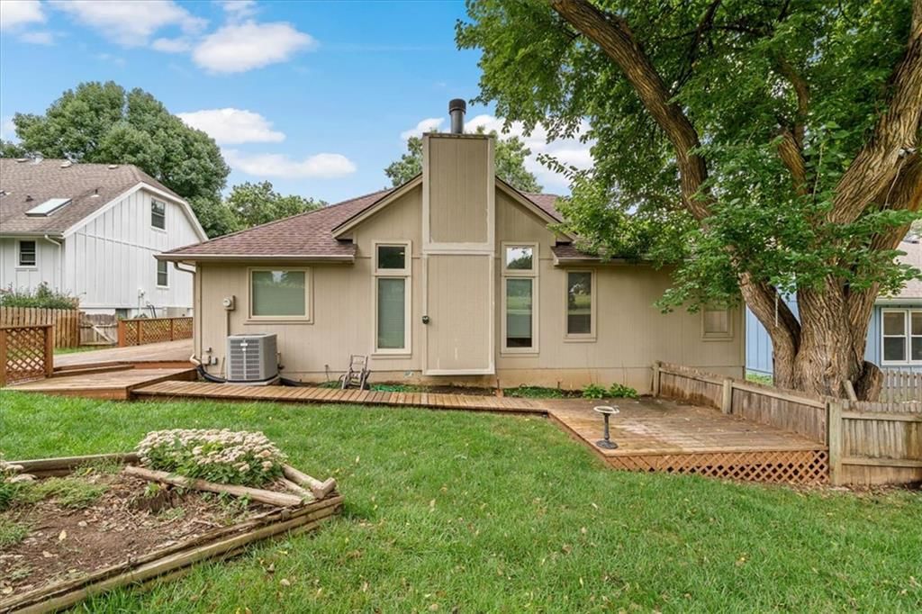 11417 Marty Street — photo 28