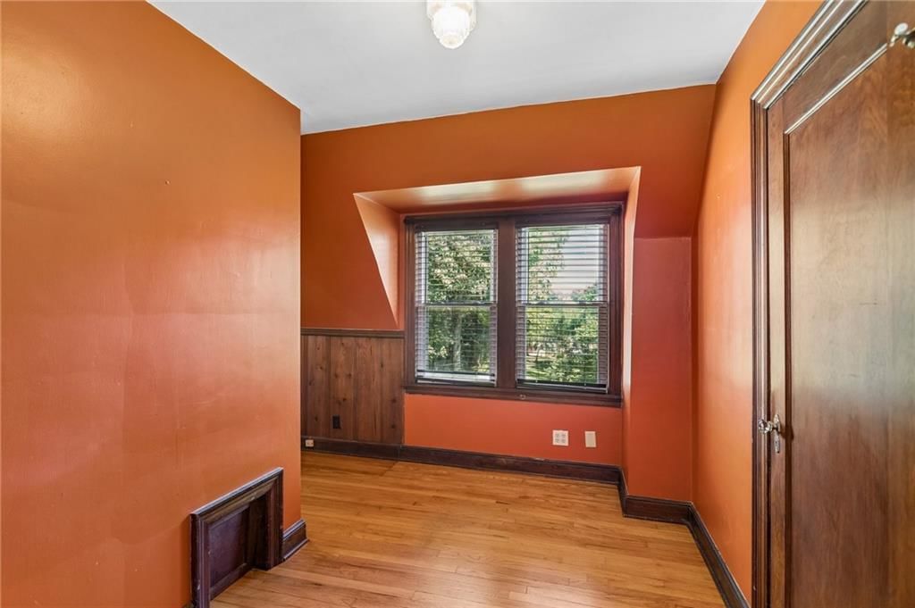 734 E MANOR Road — photo 16
