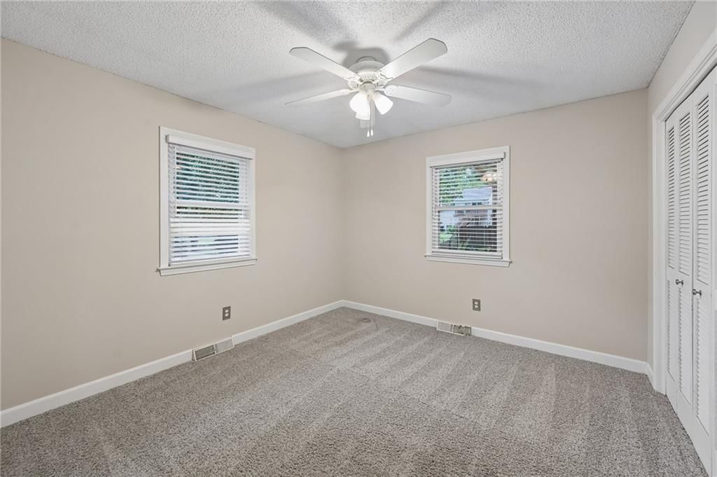 Photo 24 of 36 - 7317 NW 77th Terrace, Kansas City, MO 64152