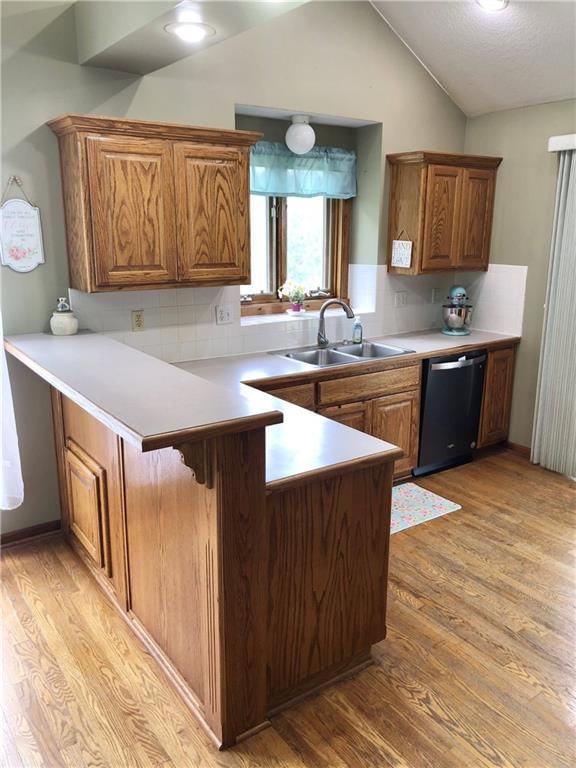 Photo 10 of 50 - 14113 Cameron Road, Excelsior Springs, MO 64024