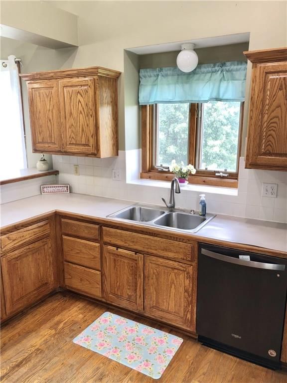 Photo 11 of 50 - 14113 Cameron Road, Excelsior Springs, MO 64024