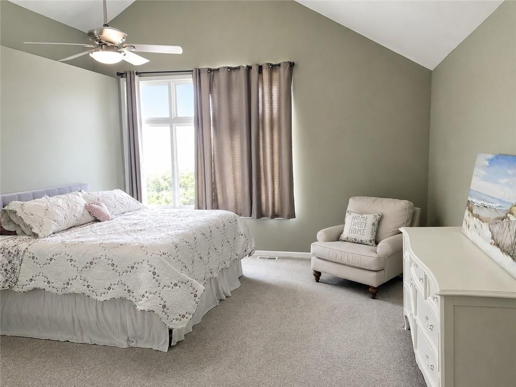 Photo 15 of 50 - 14113 Cameron Road, Excelsior Springs, MO 64024