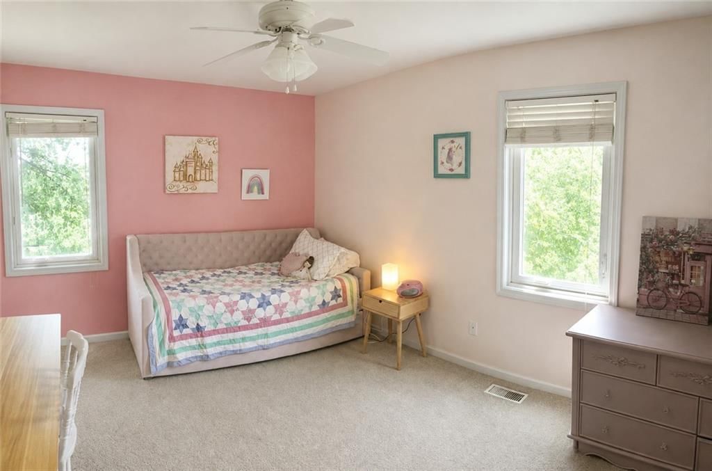 Photo 22 of 50 - 14113 Cameron Road, Excelsior Springs, MO 64024