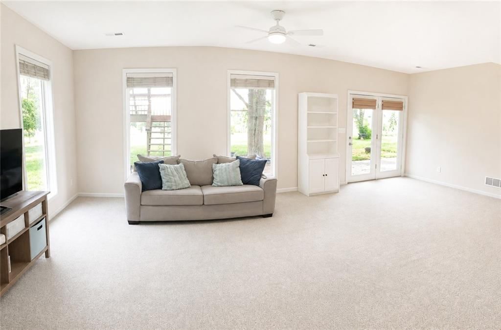 Photo 27 of 50 - 14113 Cameron Road, Excelsior Springs, MO 64024
