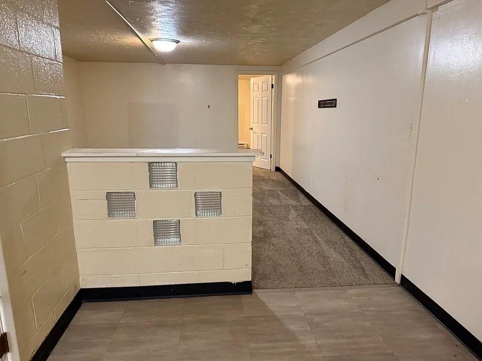 321 W 5th Street — photo 3