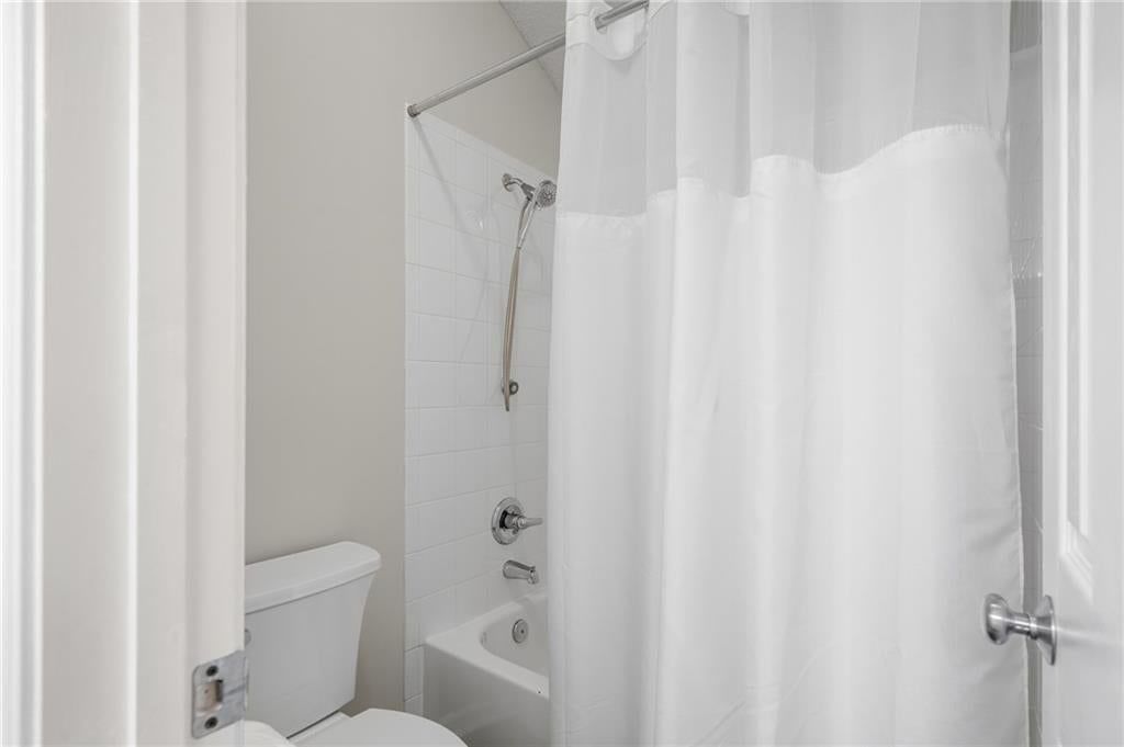 14300 Robinson Street — photo 36