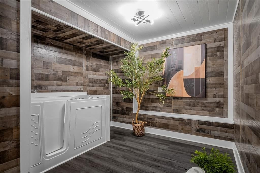 14300 Robinson Street — photo 51