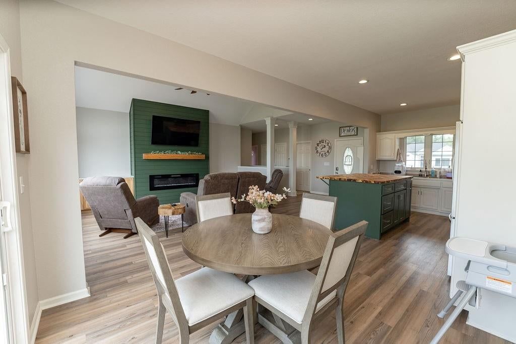 104 Harlequin Drive — photo 12