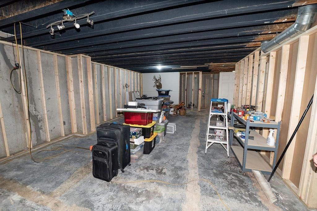 104 Harlequin Drive — photo 31
