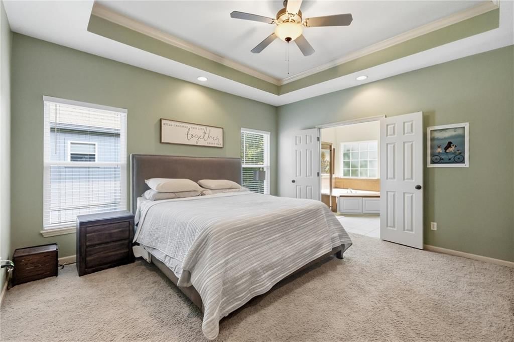 Photo 18 of 50 - 9451 N Adrian Avenue, Kansas City, MO 64154