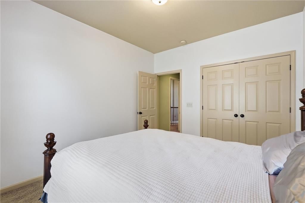 Photo 24 of 50 - 9451 N Adrian Avenue, Kansas City, MO 64154