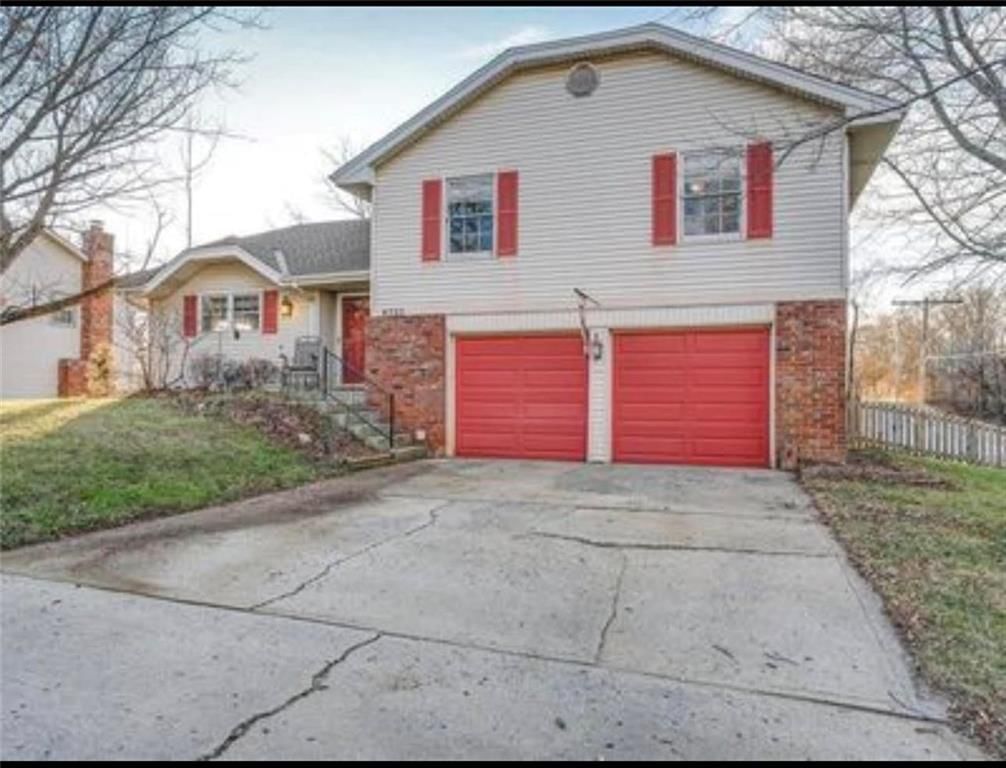 6732 NW Hidden Valley Road — photo 1