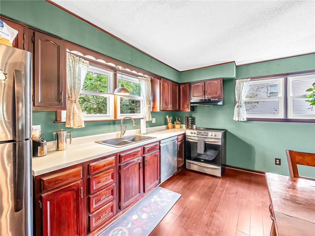 6732 NW Hidden Valley Road, Parkville, MO: listing photo 3