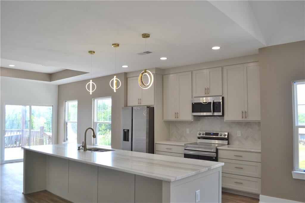 Photo 22 of 81 - 1619 N 55th Street, Kansas City, KS 66102