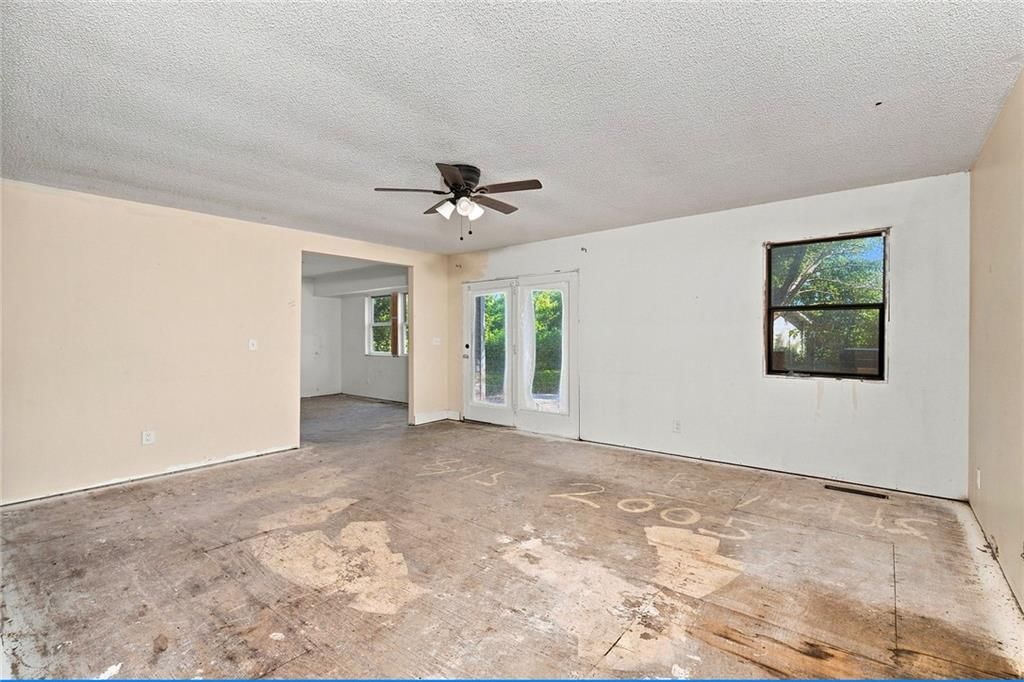 25791 Columbia Road — photo 3