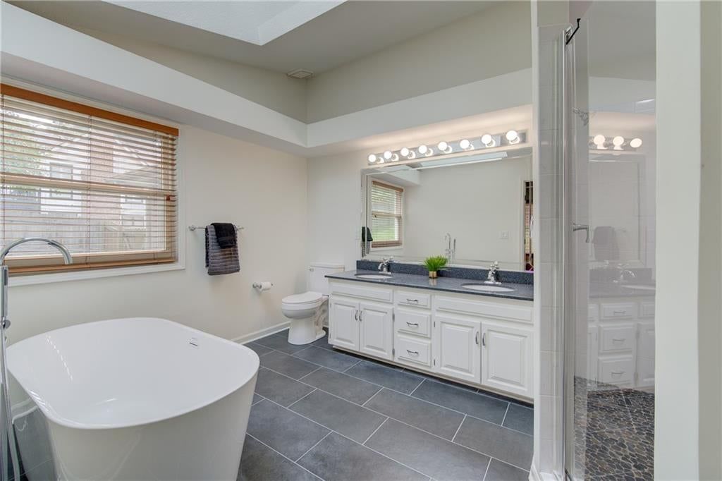 9304 NW 79th Street — photo 11