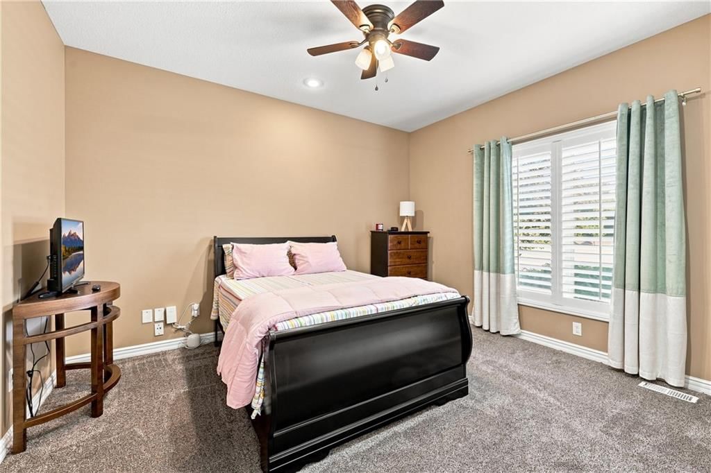 6833 Woodside Avenue — photo 18