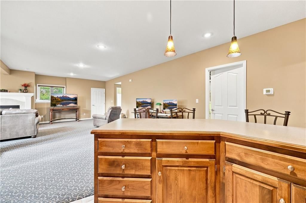 6833 Woodside Avenue — photo 25