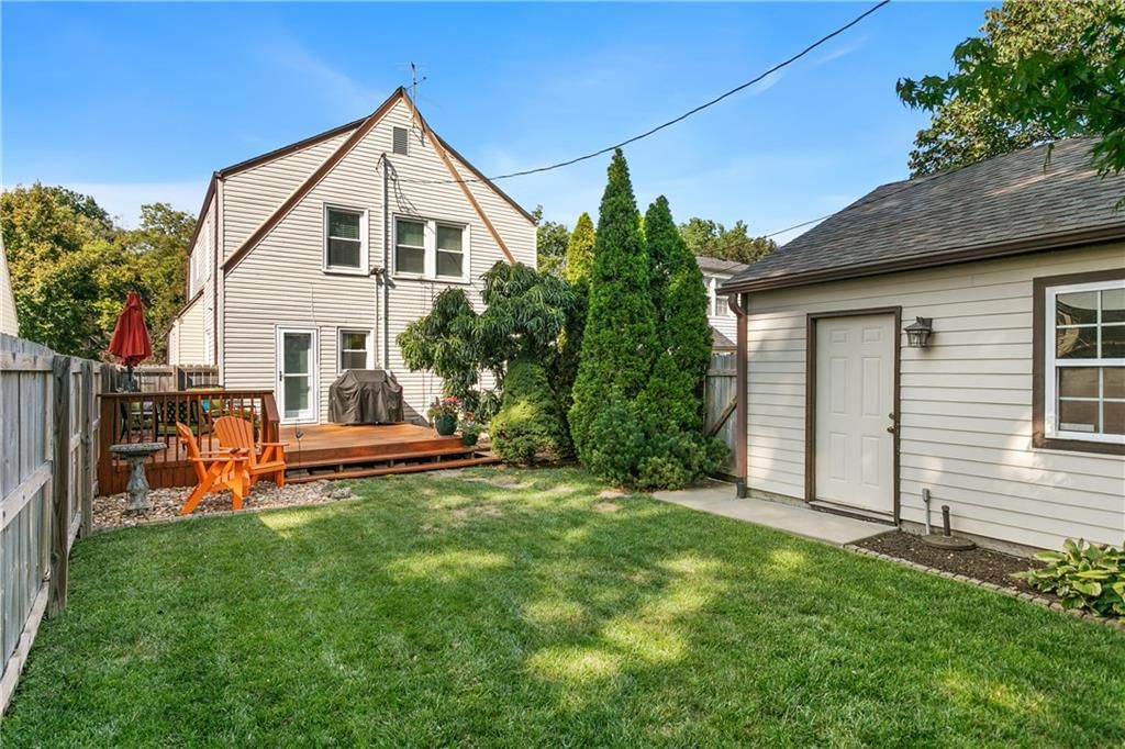 421 E 74th Terrace — photo 35