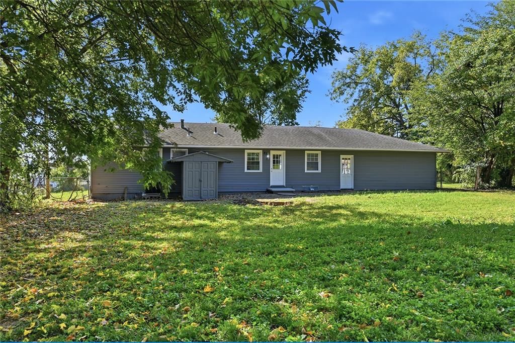 Photo 26 of 26 - 10004 E 38th Terrace, Kansas City, MO 64133
