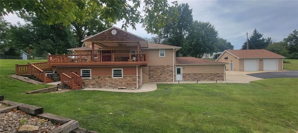5001 NW High Drive, Riverside, MO: listing photo 2