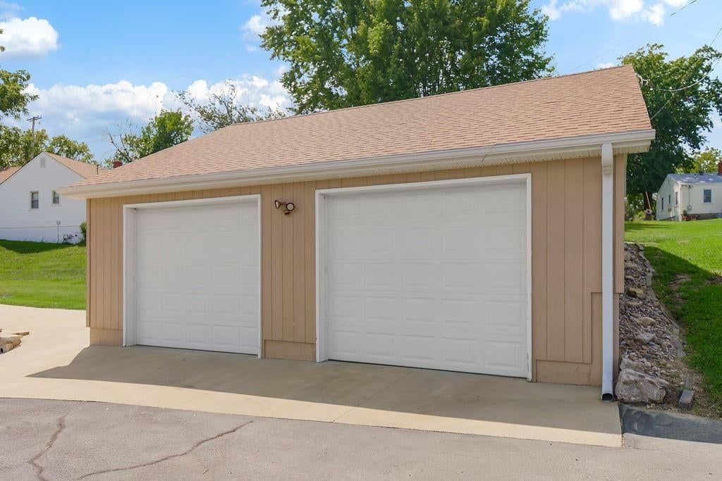 Photo 29 of 37 - 5001 NW High Drive, Riverside, MO 64150
