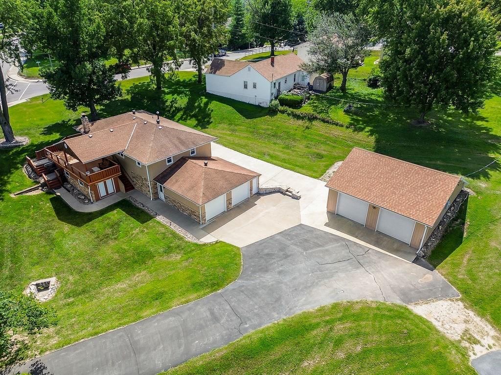 Photo 32 of 37 - 5001 NW High Drive, Riverside, MO 64150
