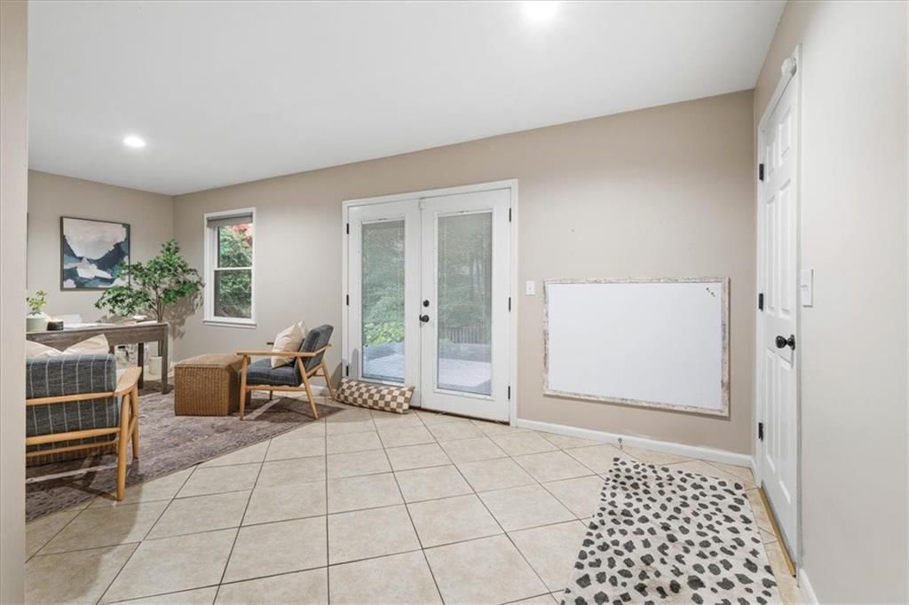 9410 Greenway Lane — photo 20