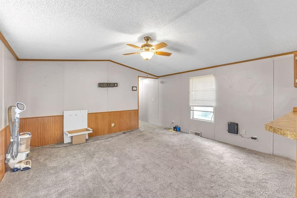 309 E Walnut Avenue — photo 4