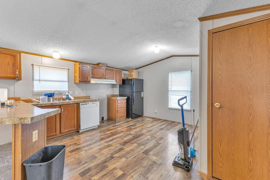 309 E Walnut Avenue — photo 6
