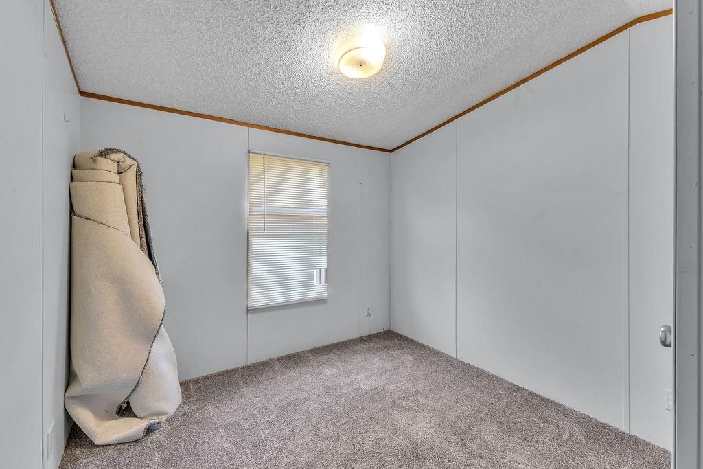 309 E Walnut Avenue — photo 11