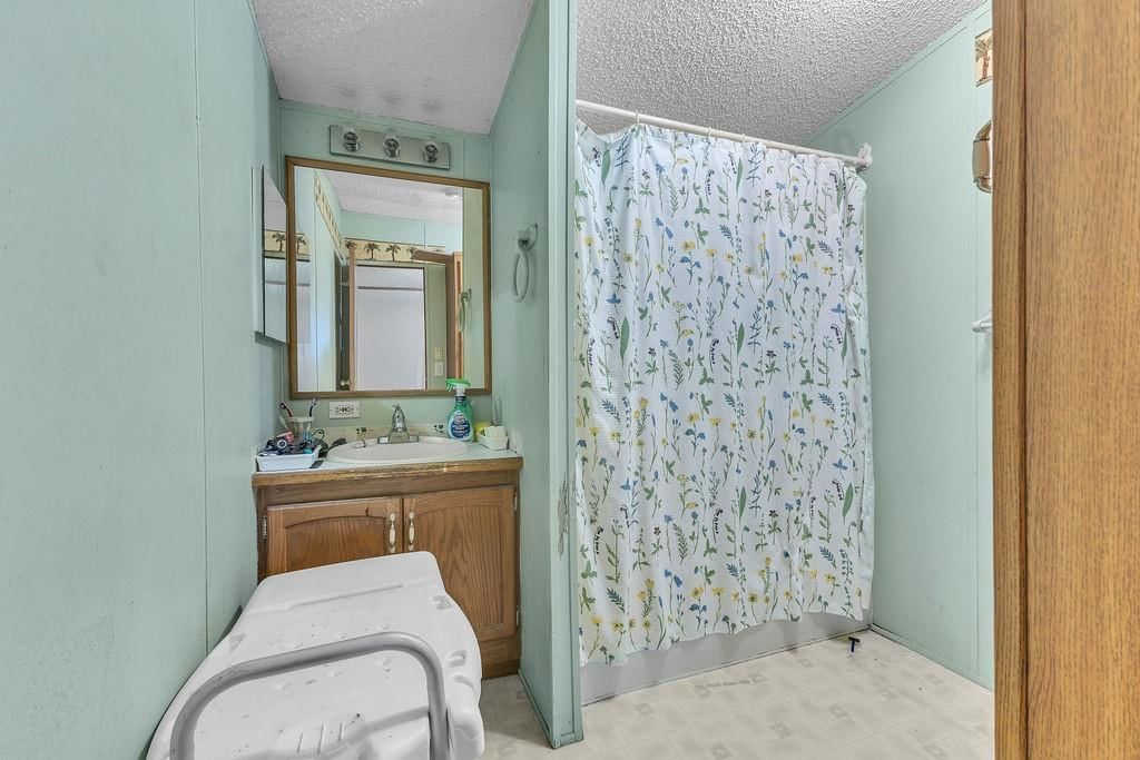 309 E Walnut Avenue — photo 13