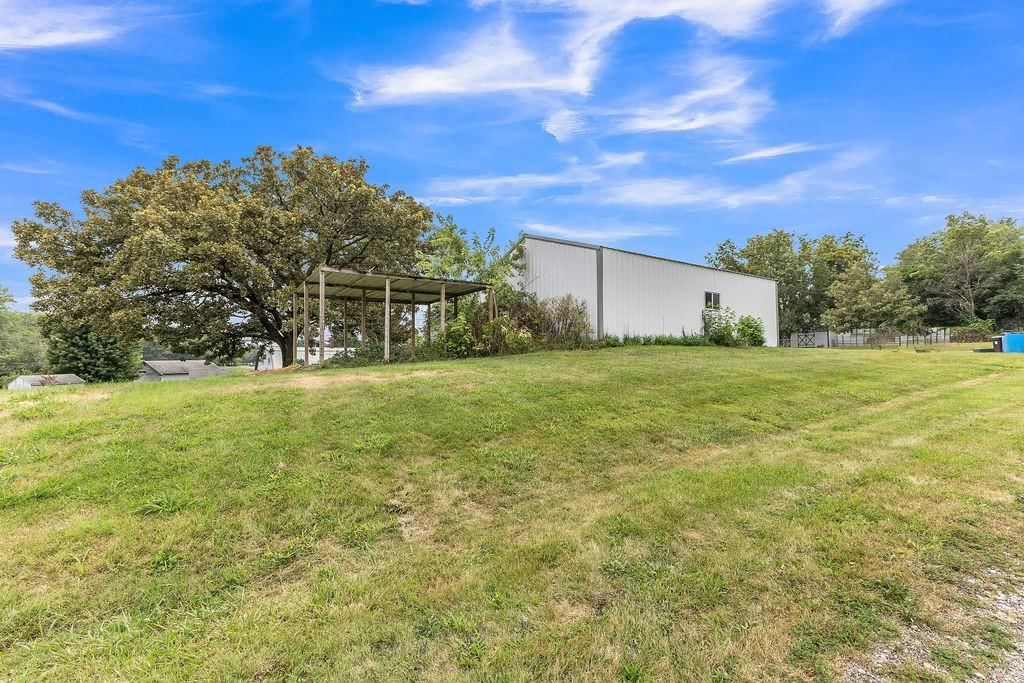 309 E Walnut Avenue — photo 22