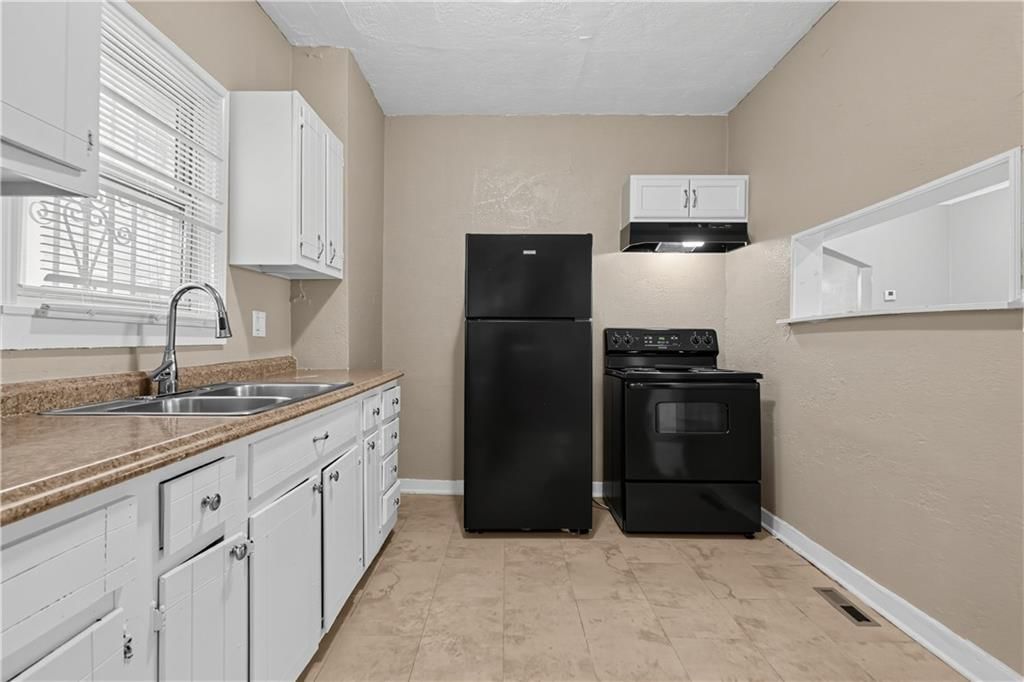 3005 E 32nd Street — photo 18