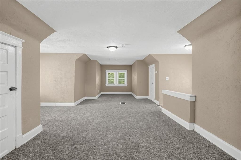 3005 E 32nd Street — photo 22