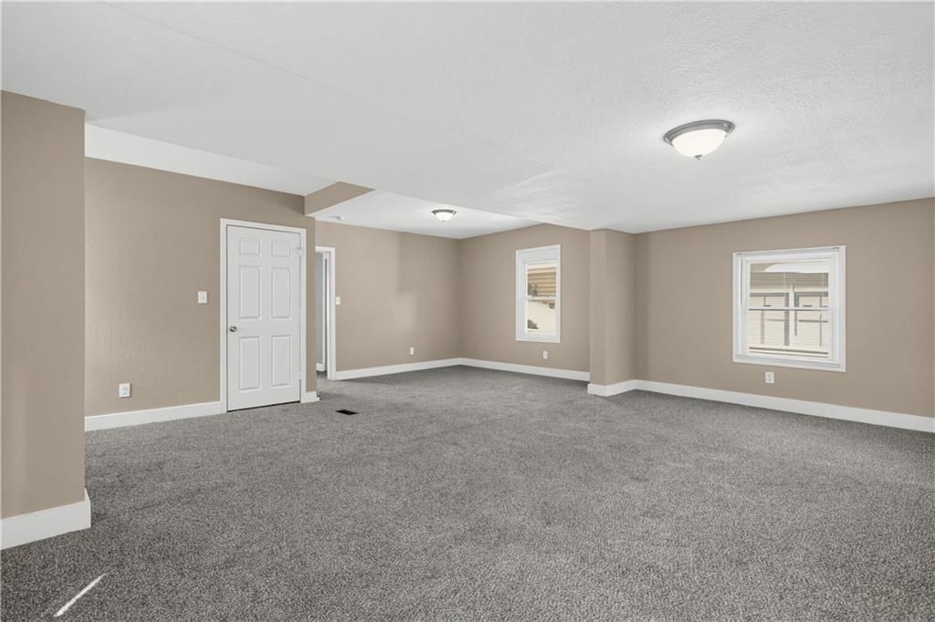 3005 E 32nd Street — photo 25