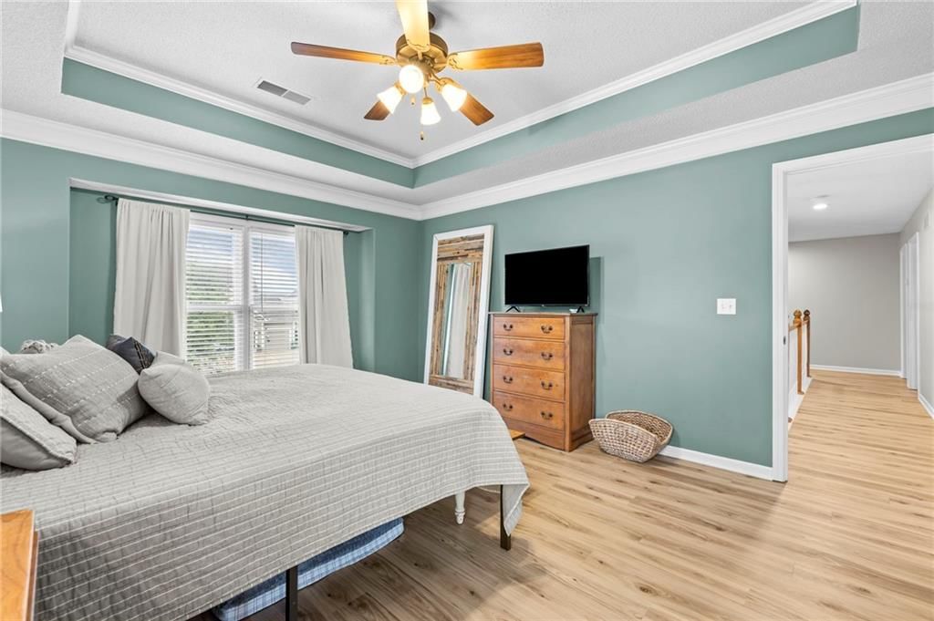 Photo 30 of 46 - 9924 N Marsh Avenue, Kansas City, MO 64157