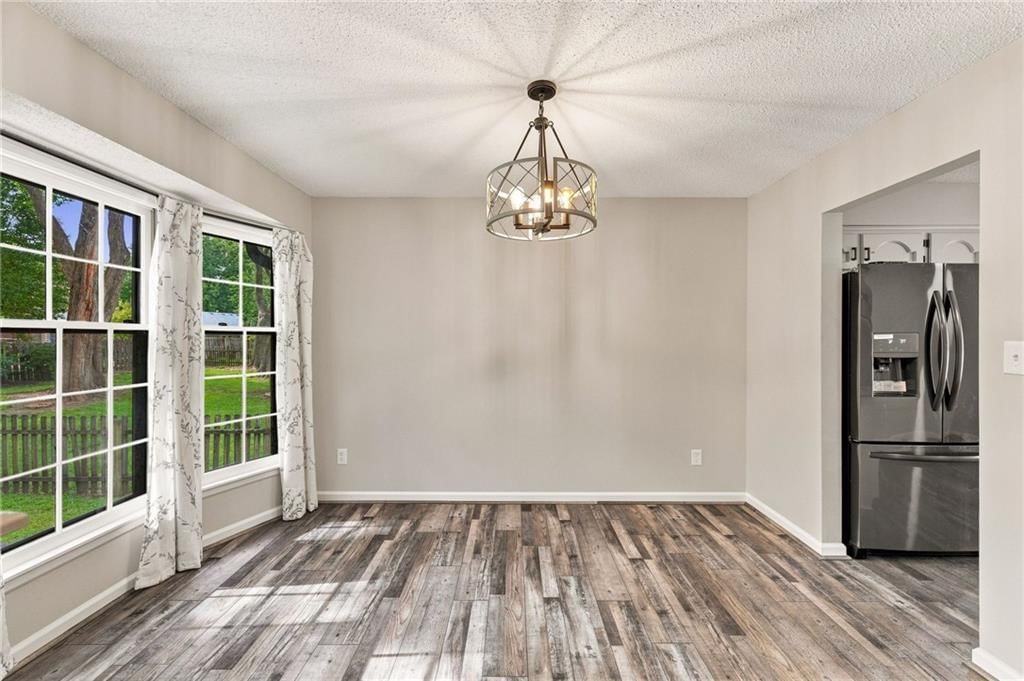 633 Clubhouse Drive — photo 16