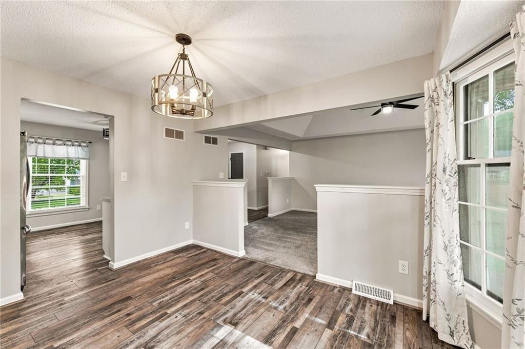 633 Clubhouse Drive — photo 17