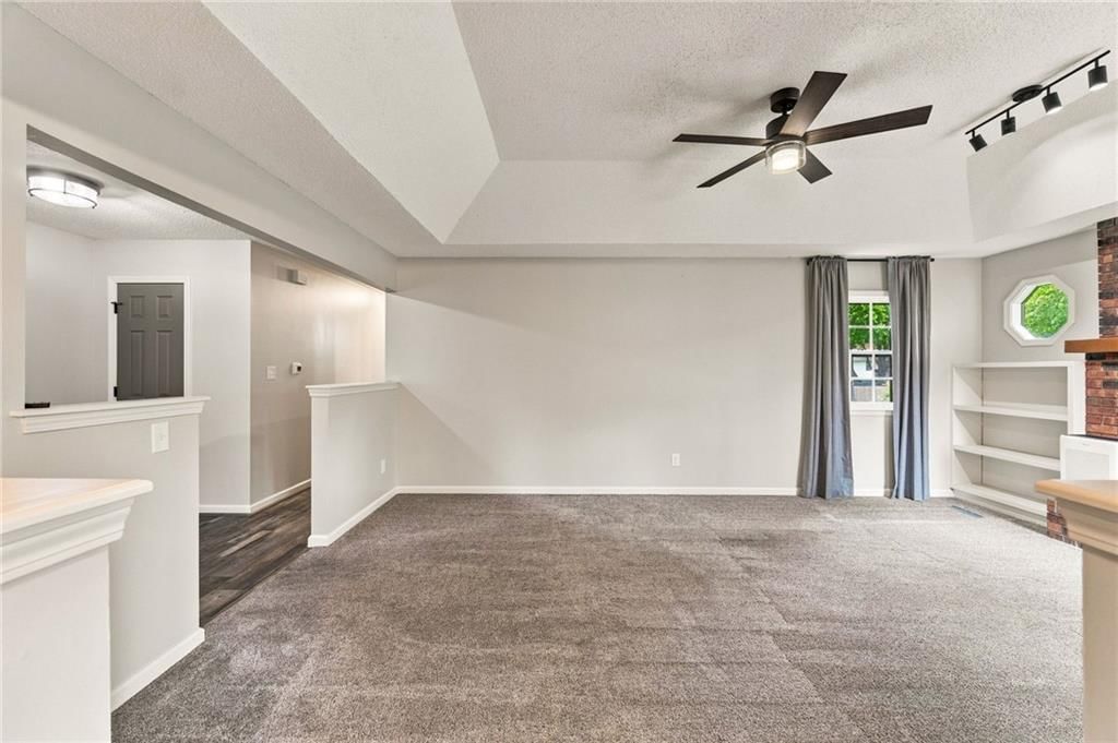 633 Clubhouse Drive — photo 18